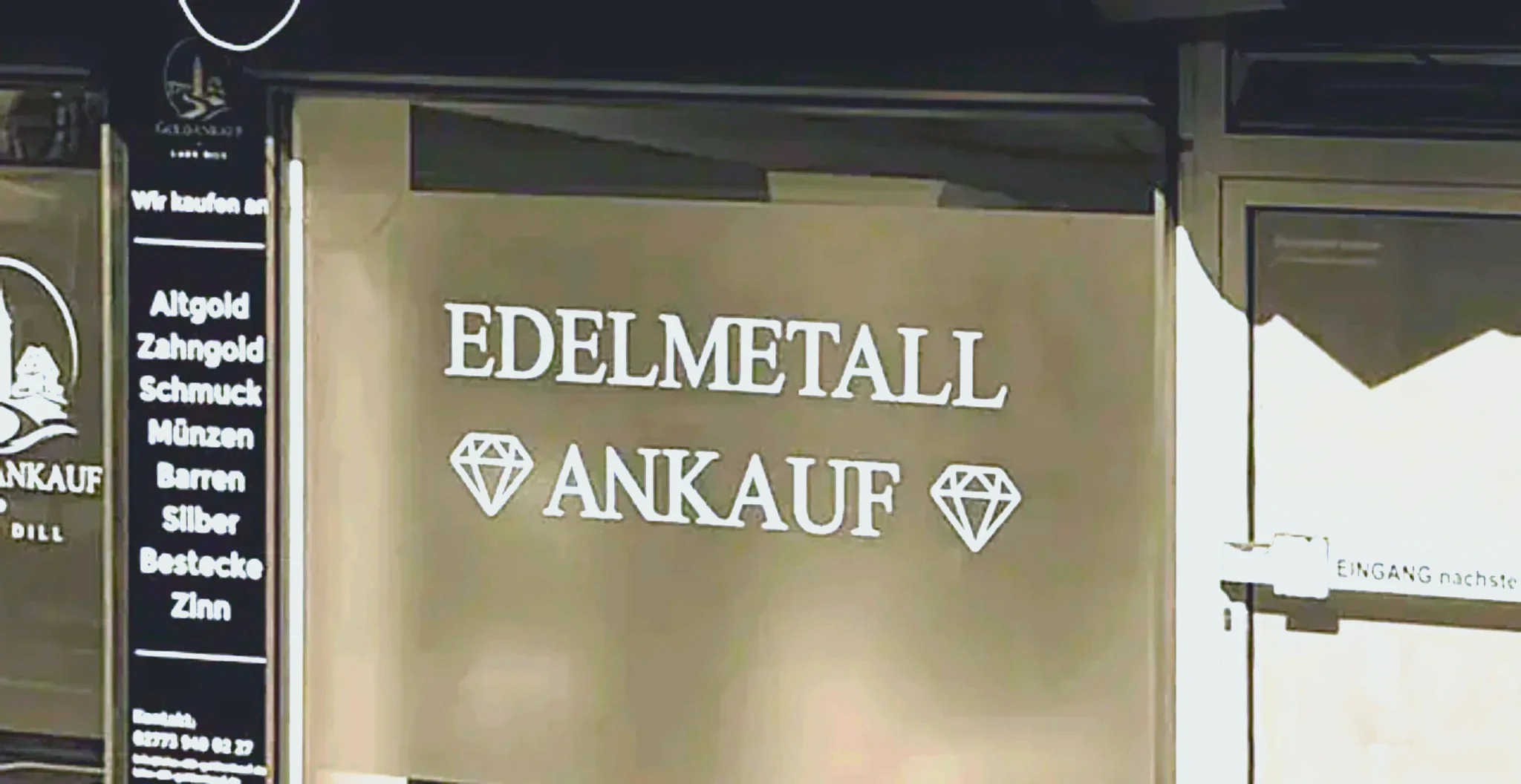 Schriftzug „Edelmetall Ankauf“ im Schaufenster in der Kreuzgasse 9